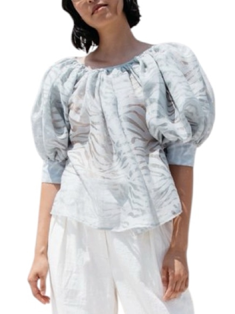 NIKKI CHASIN Women’s Juli Puff Sleeve Top